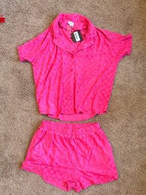 Women's Hot Pink Two-Piece Short Set